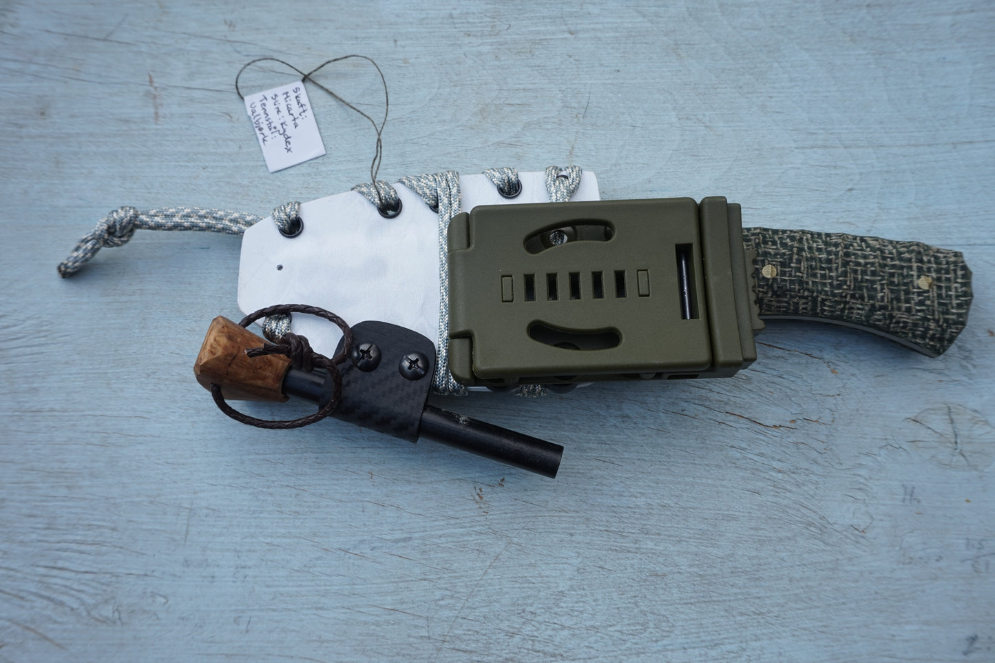 Robust turkniv med tennstål, hvit