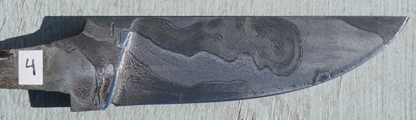 Håndsmidd damask knivblad - høy slip