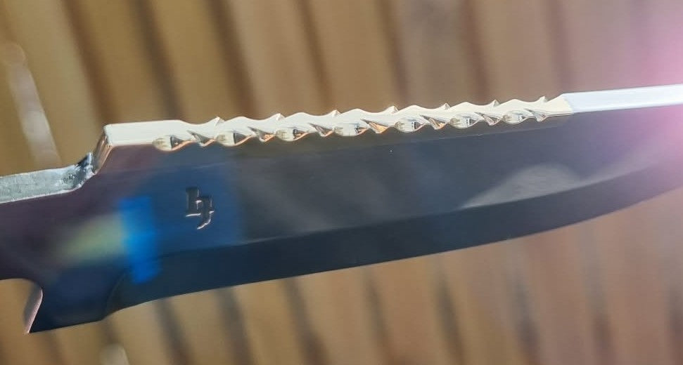 Knivblad med messingrygg - medium med oppsving